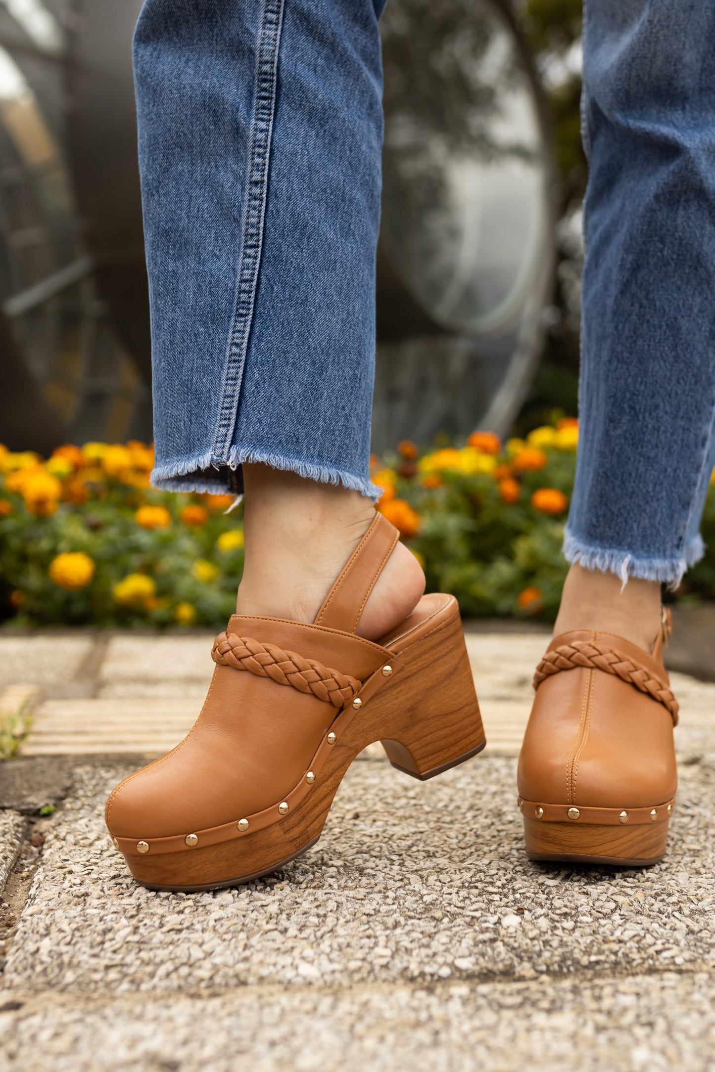 Zapato Cleo Tan Talla 39