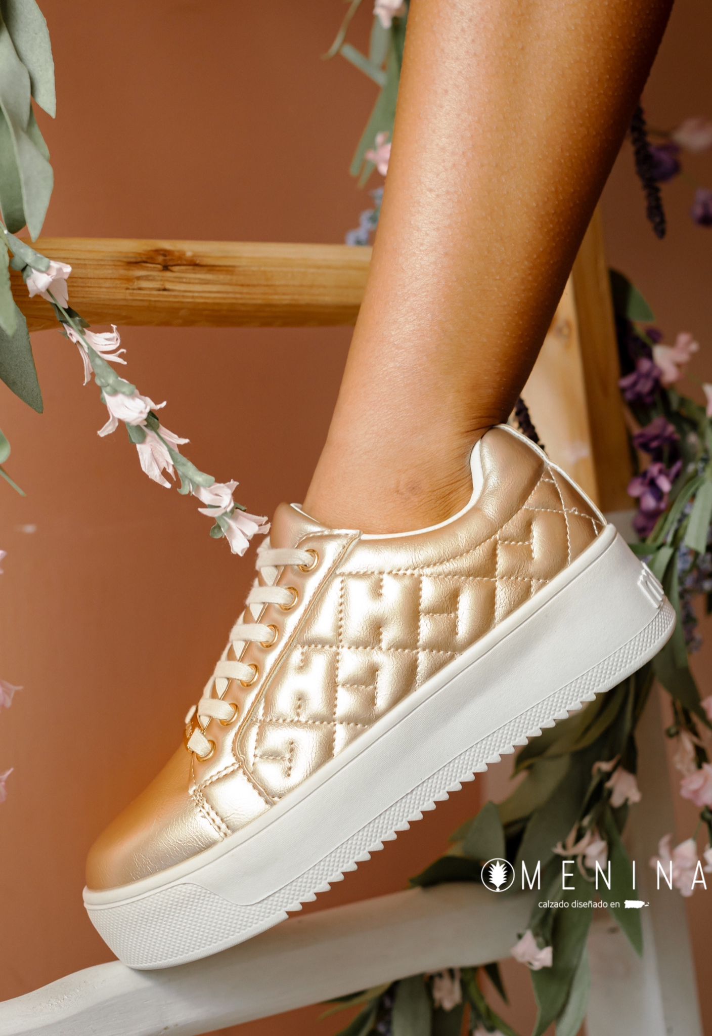 Zapato Rubi Dorado Talla 35