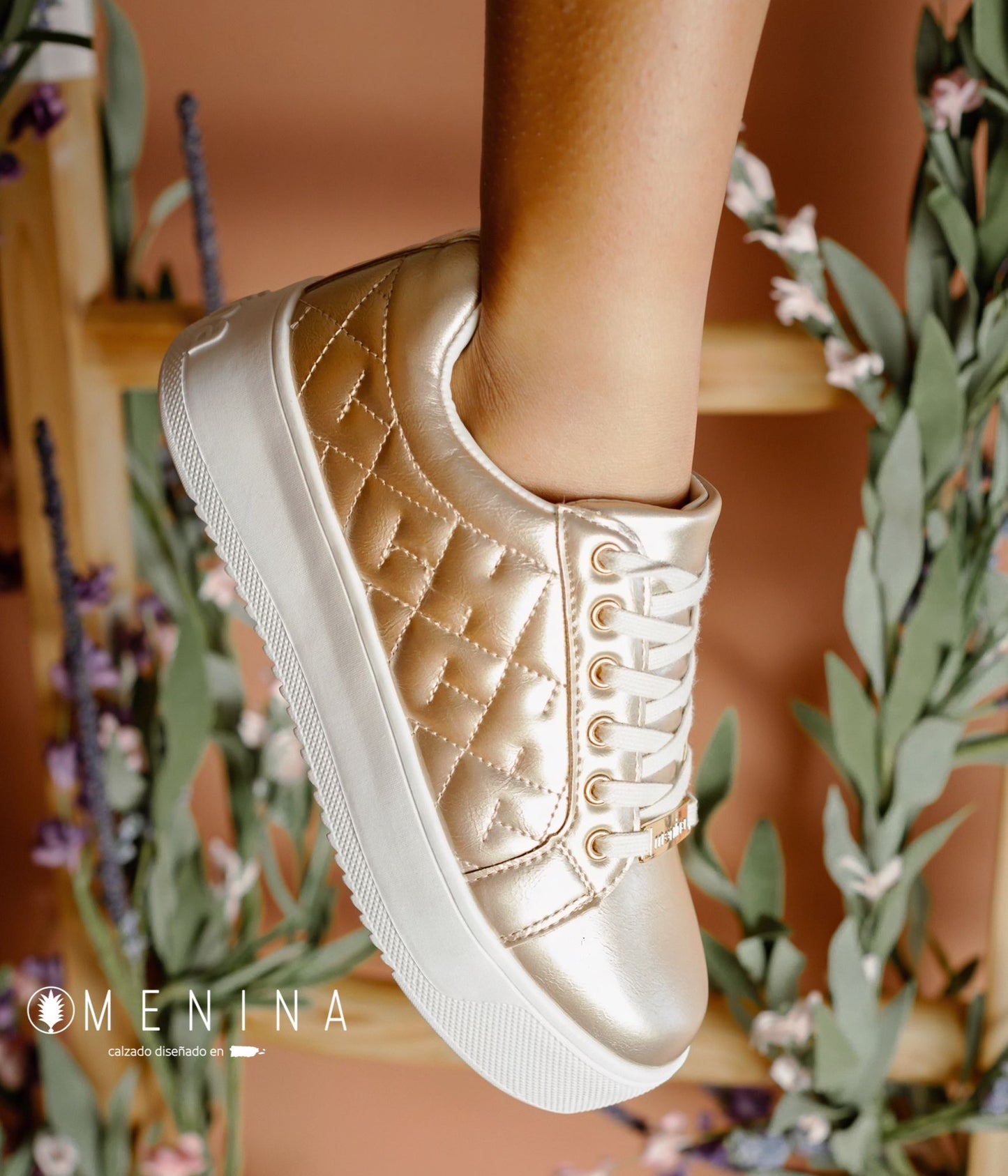 Zapato Rubi Dorado Talla 35